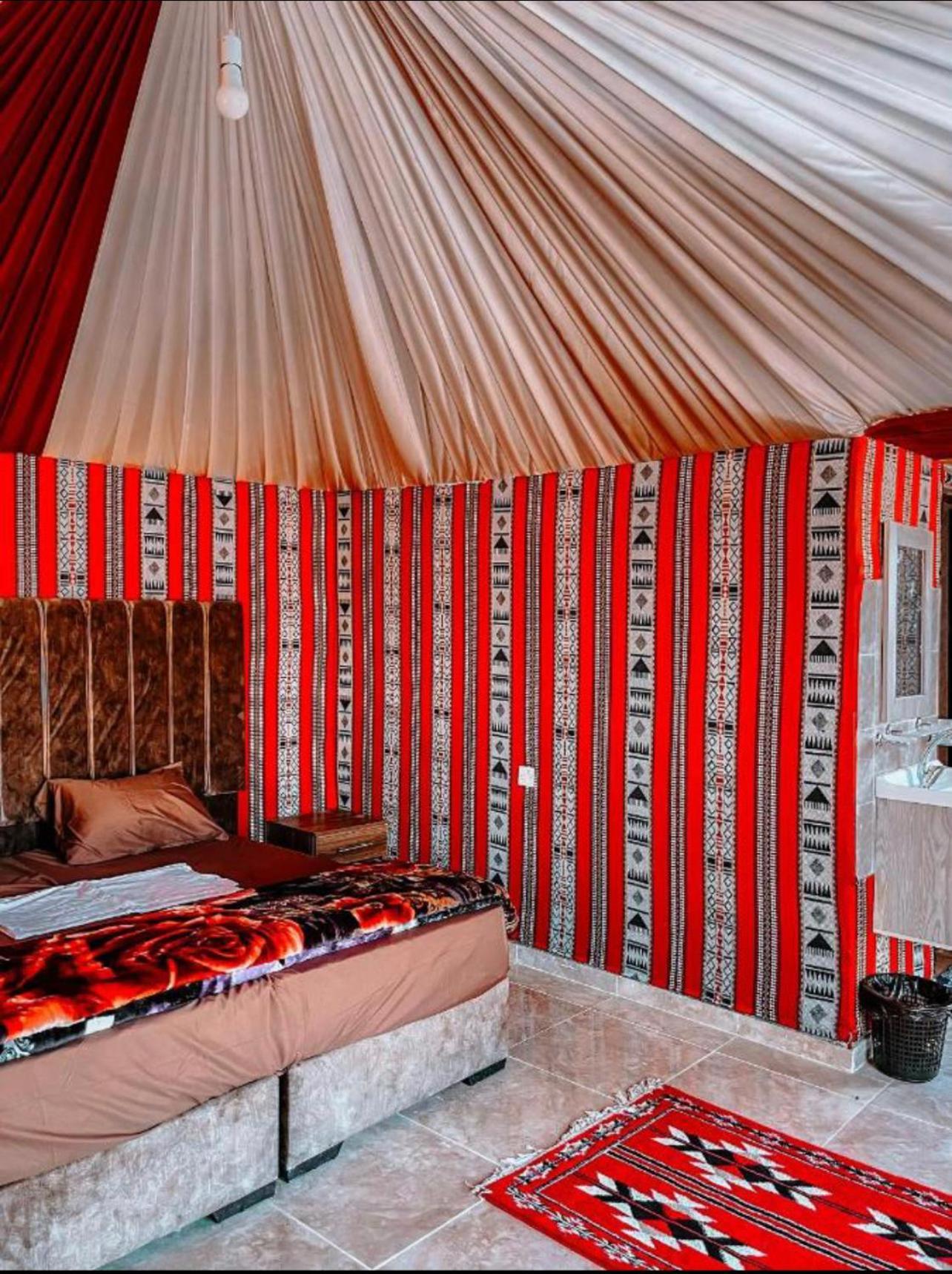 Rum Magic Luxury Camp Wadi Rum Esterno foto