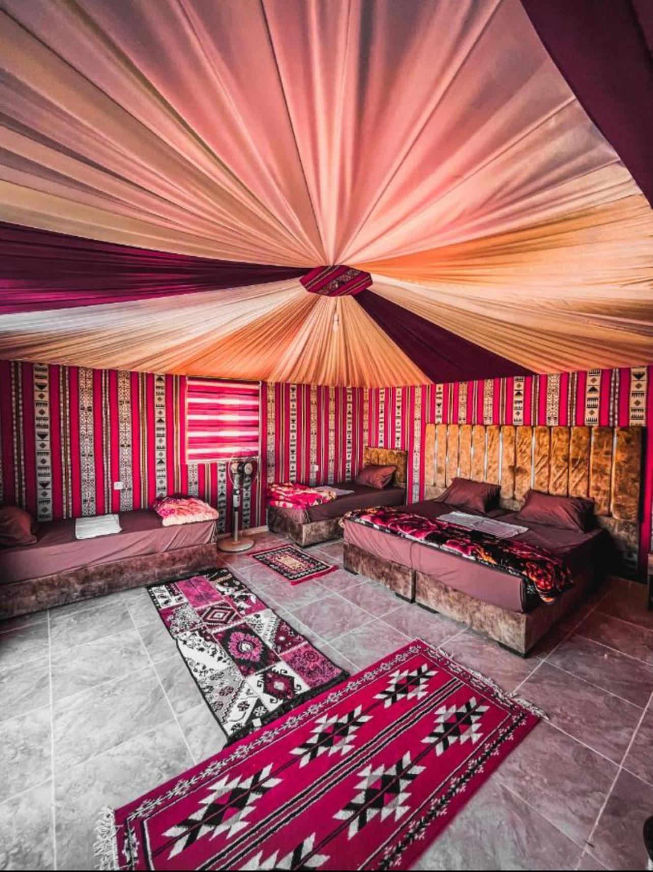 Rum Magic Luxury Camp Wadi Rum Esterno foto